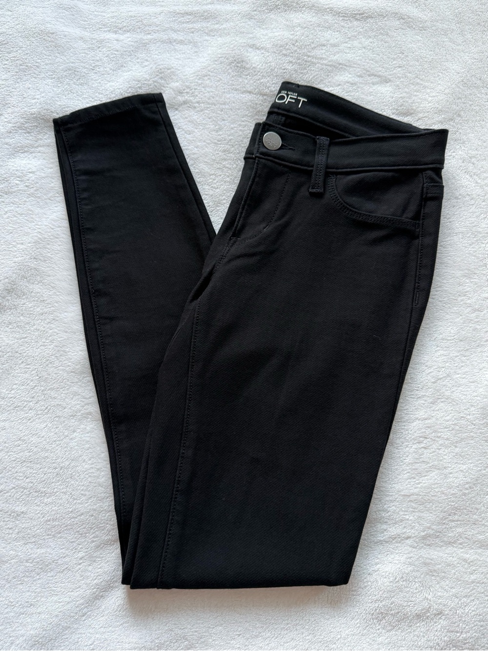 LOFT Black Low Rise Stretch Denim Skinny Jeans